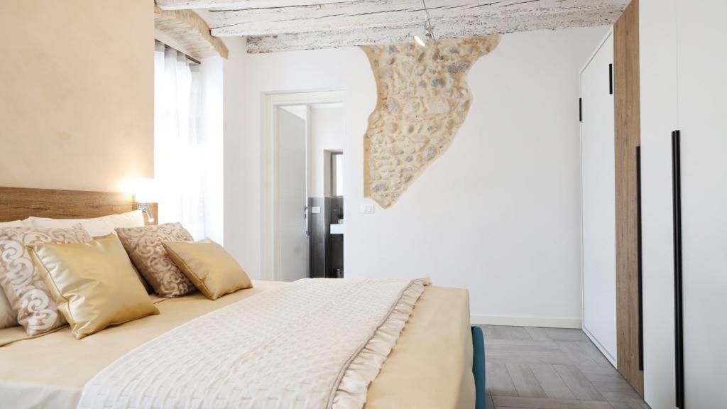 Dimora Di Charme Peschiera Del Garda Apartment Exterior photo