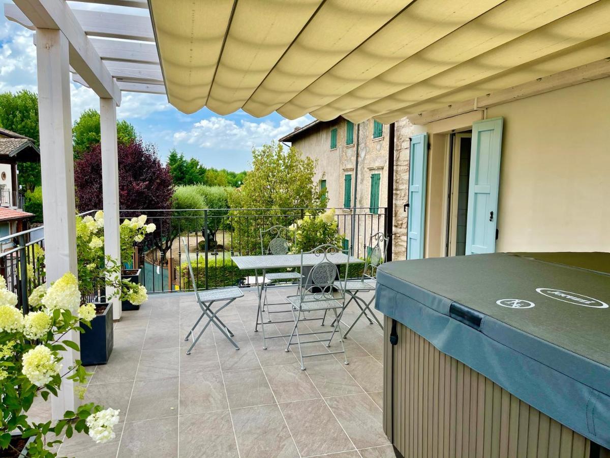 Dimora Di Charme Peschiera Del Garda Apartment Exterior photo