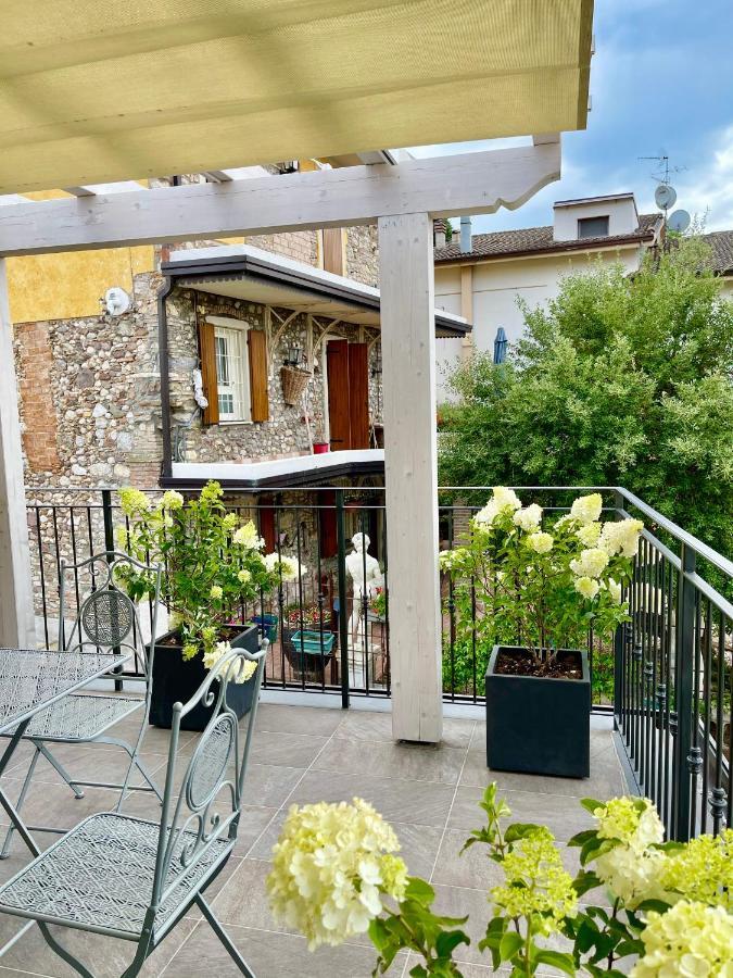 Dimora Di Charme Peschiera Del Garda Apartment Exterior photo