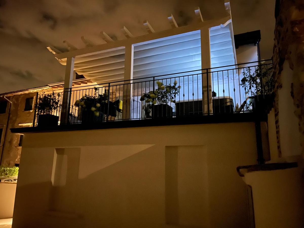 Dimora Di Charme Peschiera Del Garda Apartment Exterior photo