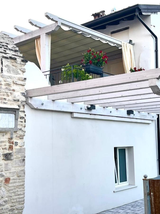 Dimora Di Charme Peschiera Del Garda Apartment Exterior photo